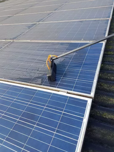☀️ Nettoyage de panneaux photovoltaïques à Aire-sur-l’Adour : une intervention efficace signée Climexel, Aire-sur-l'Adour, Climexel